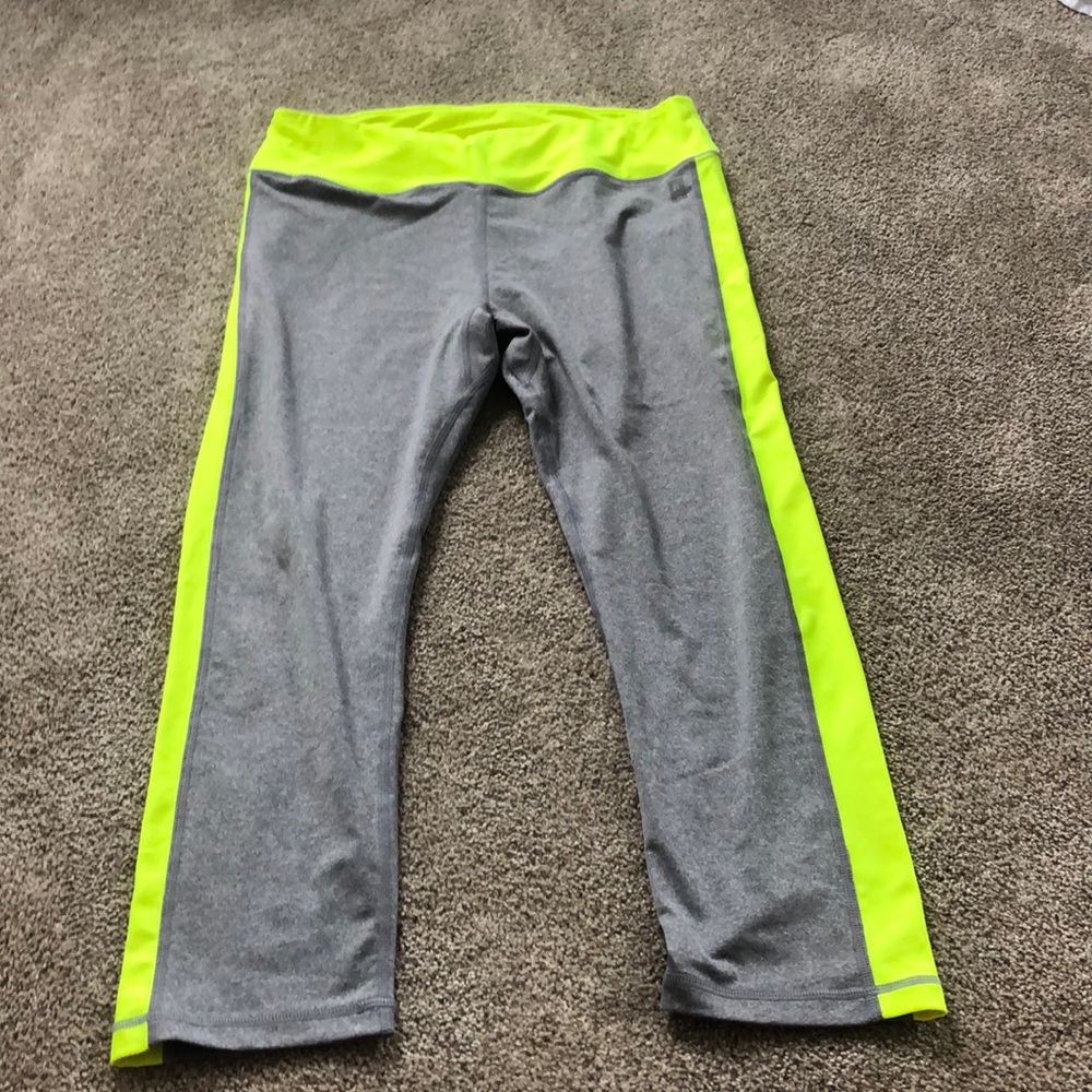 r8 Activewear leggings